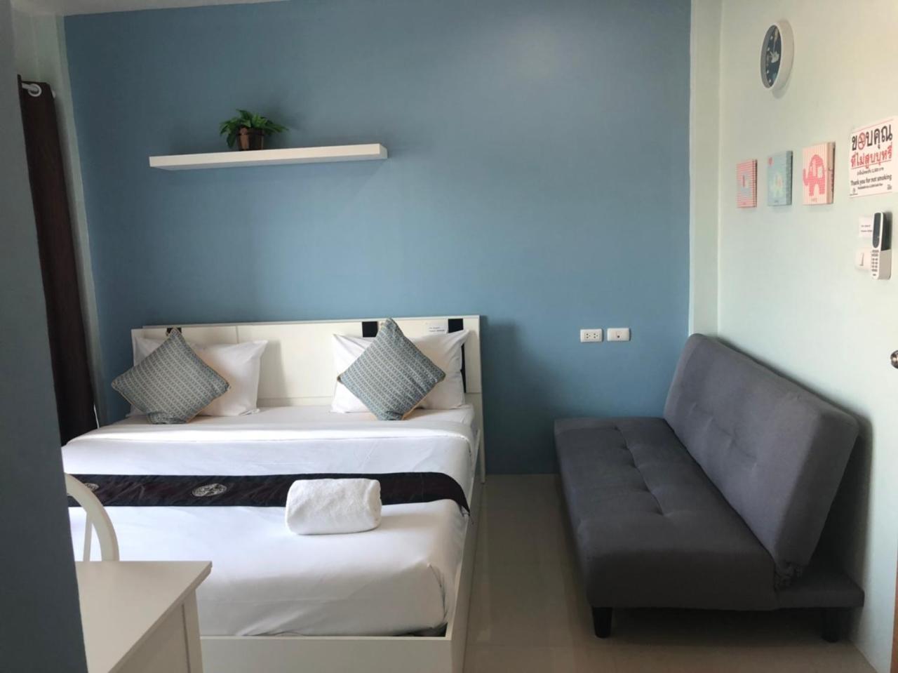 Khao Oat Airport Hotel Nai Yang Beach Buitenkant foto