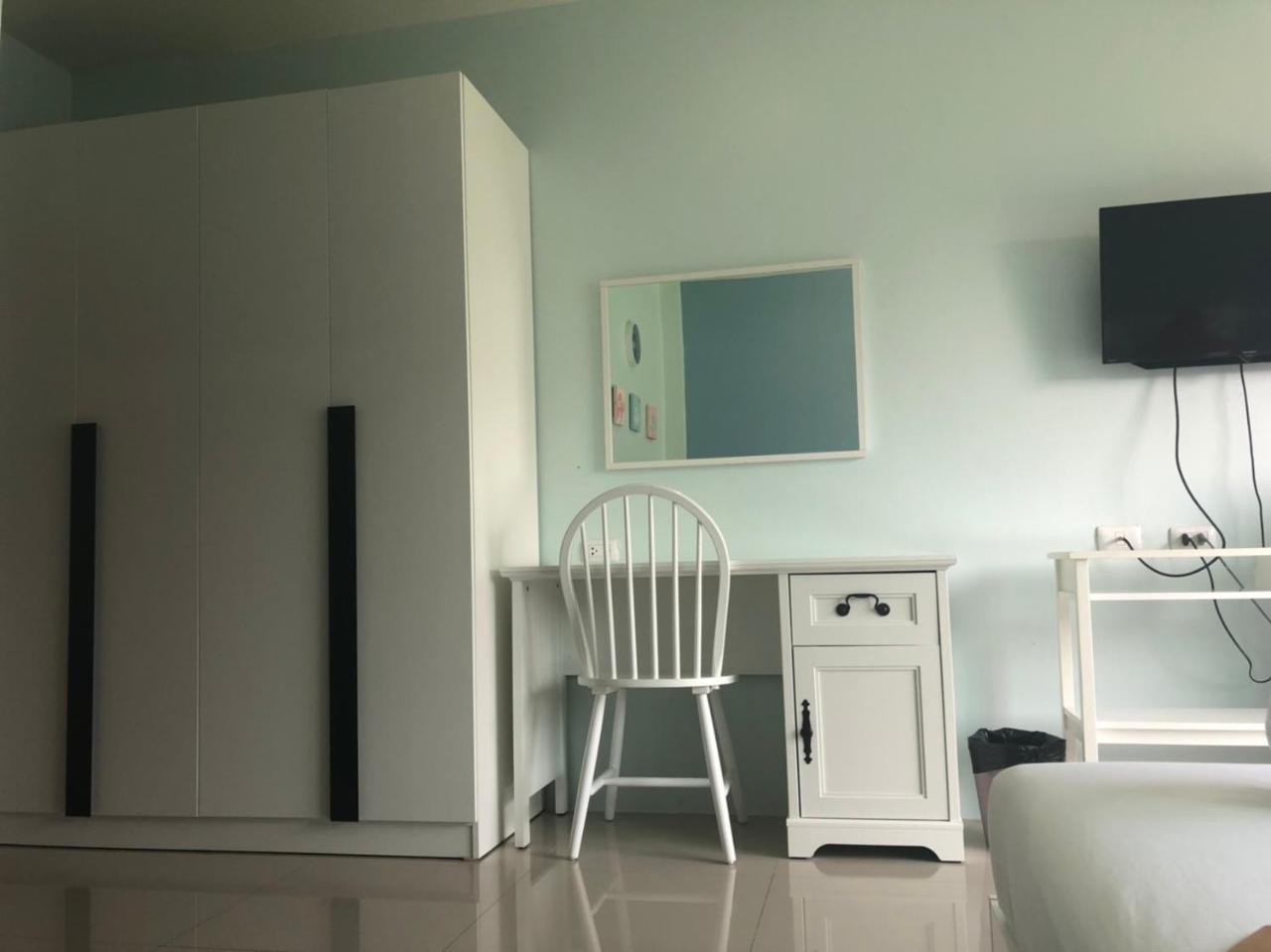 Khao Oat Airport Hotel Nai Yang Beach Buitenkant foto
