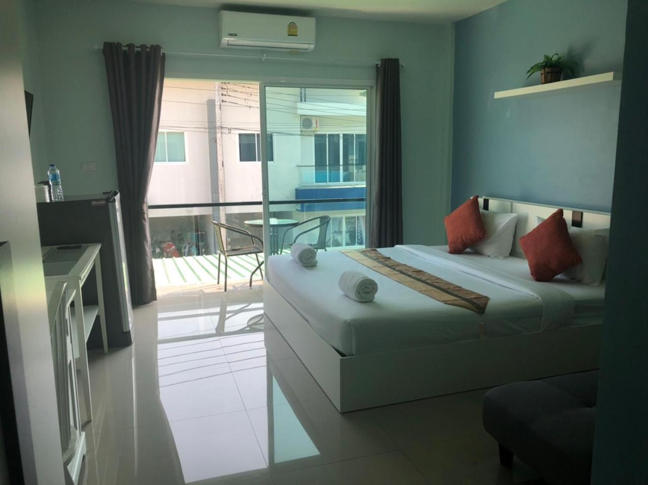Khao Oat Airport Hotel Nai Yang Beach Buitenkant foto